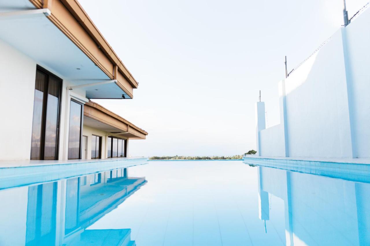 Seaview Hills Luxury Apartments & Rooms 다우이스 외부 사진