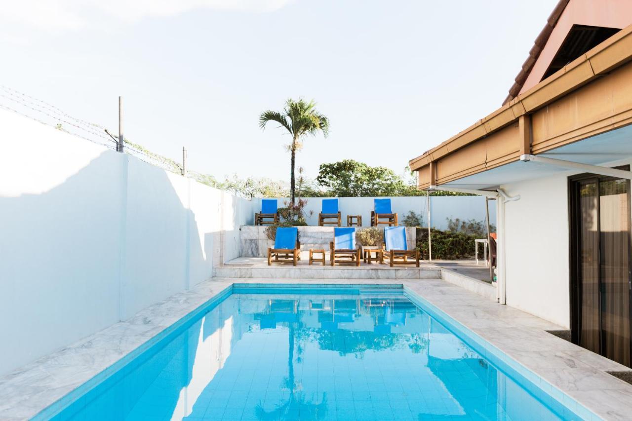 Seaview Hills Luxury Apartments & Rooms 다우이스 외부 사진