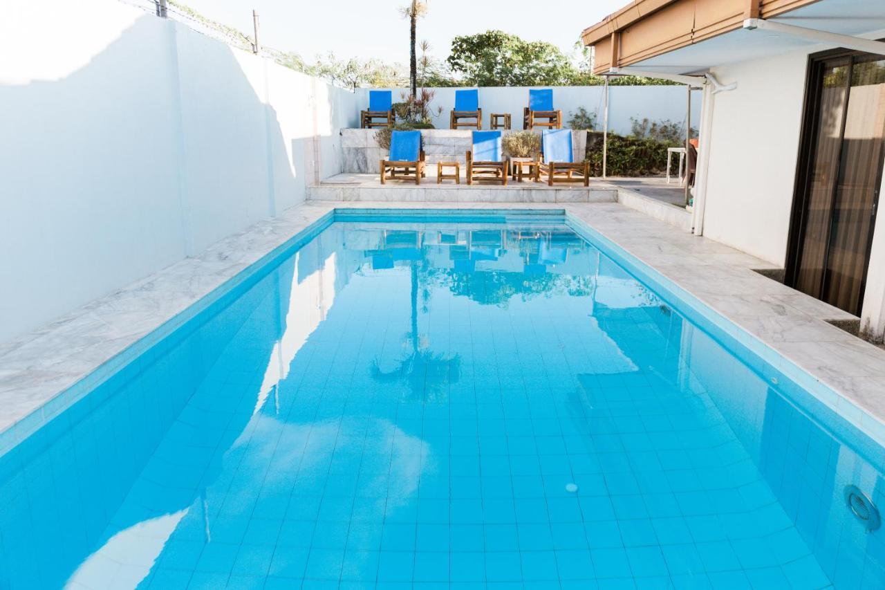 Seaview Hills Luxury Apartments & Rooms 다우이스 외부 사진