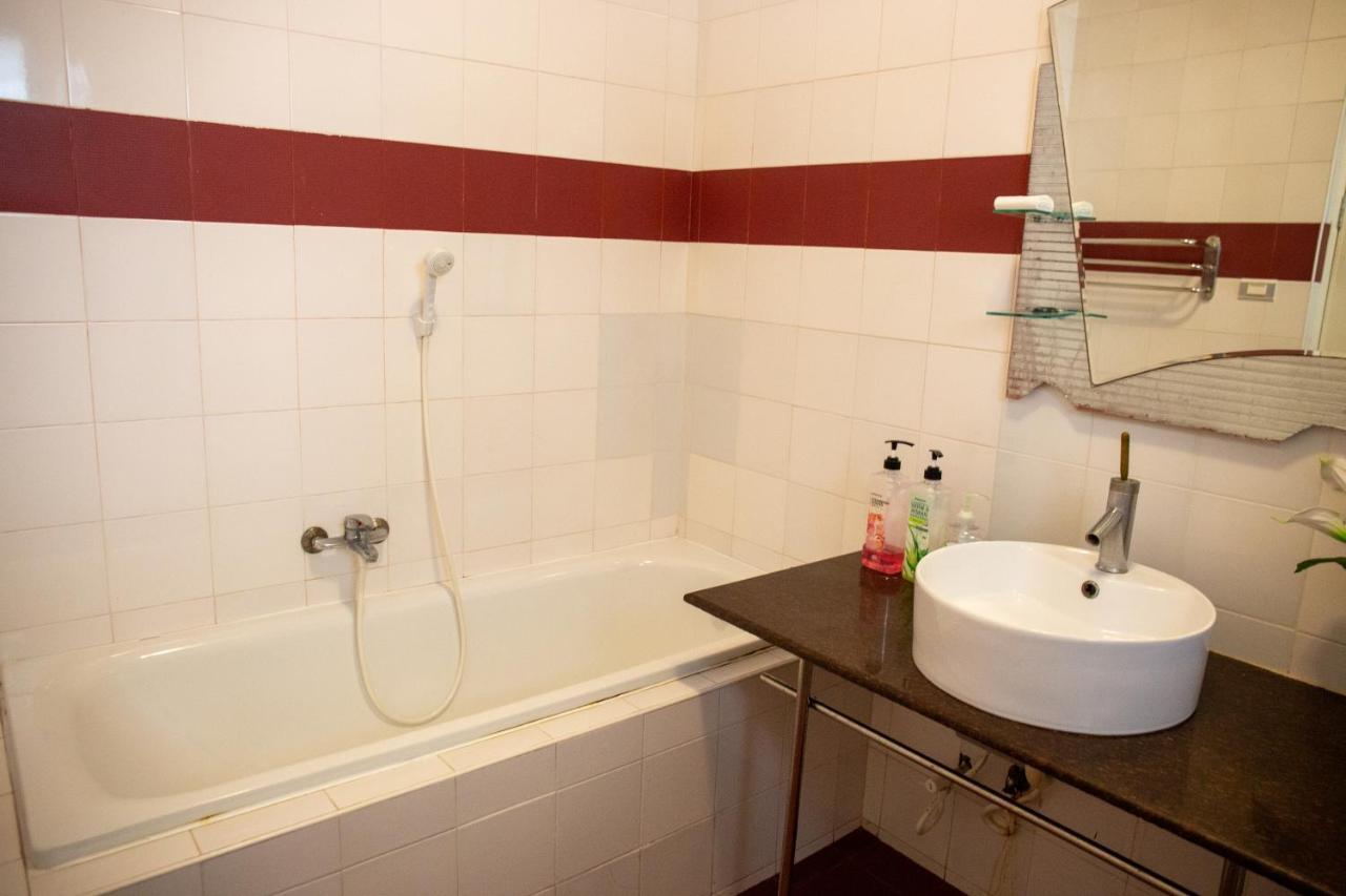 Seaview Hills Luxury Apartments & Rooms 다우이스 외부 사진